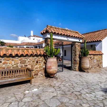 Ref 16 Cortijo Chalmalar مزرعة للإقامة تريفة