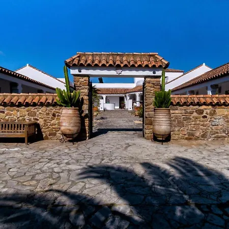 Ref 16 Cortijo Chalmalar تريفة