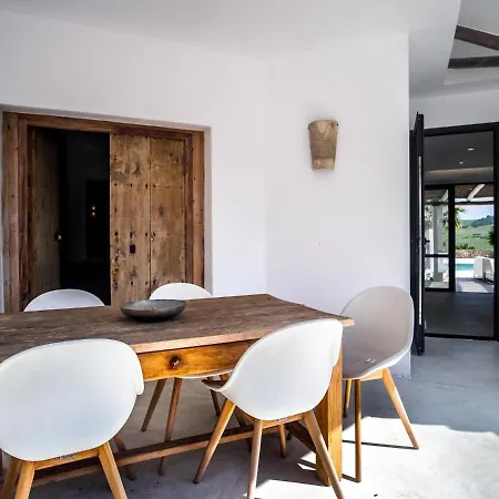 Ref 16 Cortijo Chalmalar * تريفة