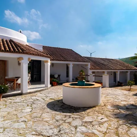 Ref 16 Cortijo Chalmalar مزرعة للإقامة
