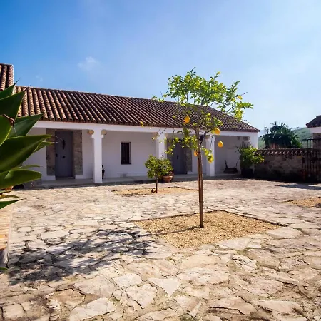 Ref 16 Cortijo Chalmalar * تريفة